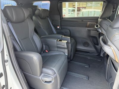 2024 Toyota ALPHARD — миниатюра 13