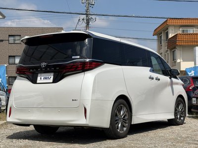 2024 Toyota ALPHARD — фото 7