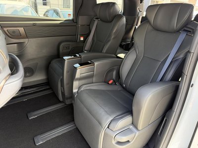 2024 Toyota ALPHARD — миниатюра 29