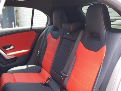 2025 Mercedes-BENZ A-CLASS AMG 照片 9