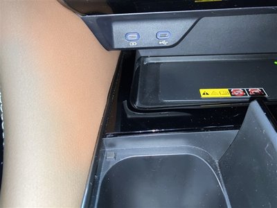صورة مصغرة 29 لـ 2023 Toyota VELLFIRE