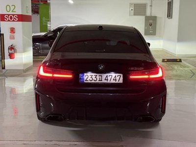 2023 BMW 3 SERIES photo 3