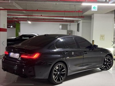 2023 BMW 3 SERIES photo 5