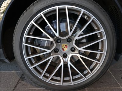 2022 Porsche CAYENNE 照片 10