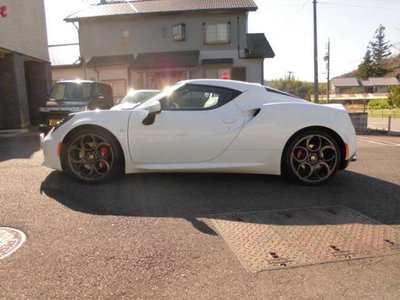 ALFA ROMEO 4C - 3