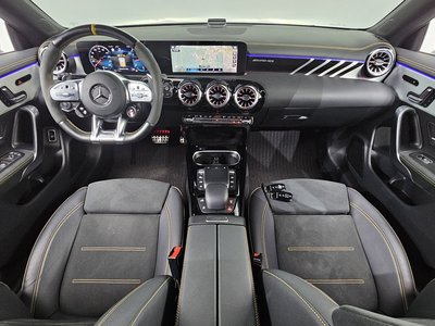 MERCEDES-BENZ CLA - 5