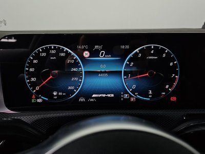 MERCEDES-BENZ CLA - 8