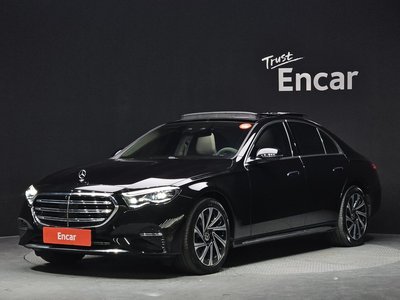 MERCEDES-BENZ E-CLASS - 1