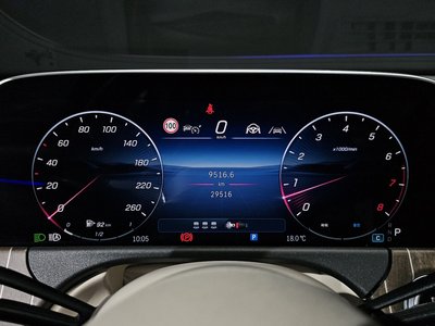 MERCEDES-BENZ E-CLASS - 8