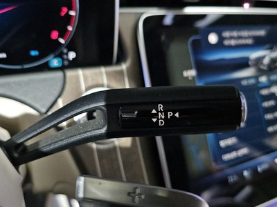 MERCEDES-BENZ E-CLASS - 9