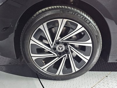 MERCEDES-BENZ E-CLASS - 6