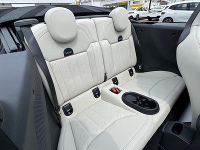صورة مصغرة 47 لـ 2025 MINI COOPER CONVERTIBLE