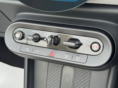 صورة مصغرة 36 لـ 2025 MINI COOPER CONVERTIBLE