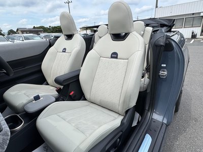 صورة مصغرة 44 لـ 2025 MINI COOPER CONVERTIBLE