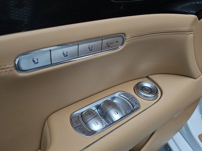 2022 Genesis G90 (RS4) thumbnail 28