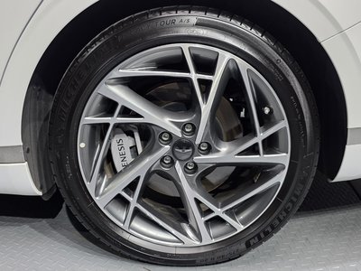 صورة 8 لـ 2022 Genesis G90 (RS4)