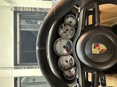 PORSCHE 911 - 8