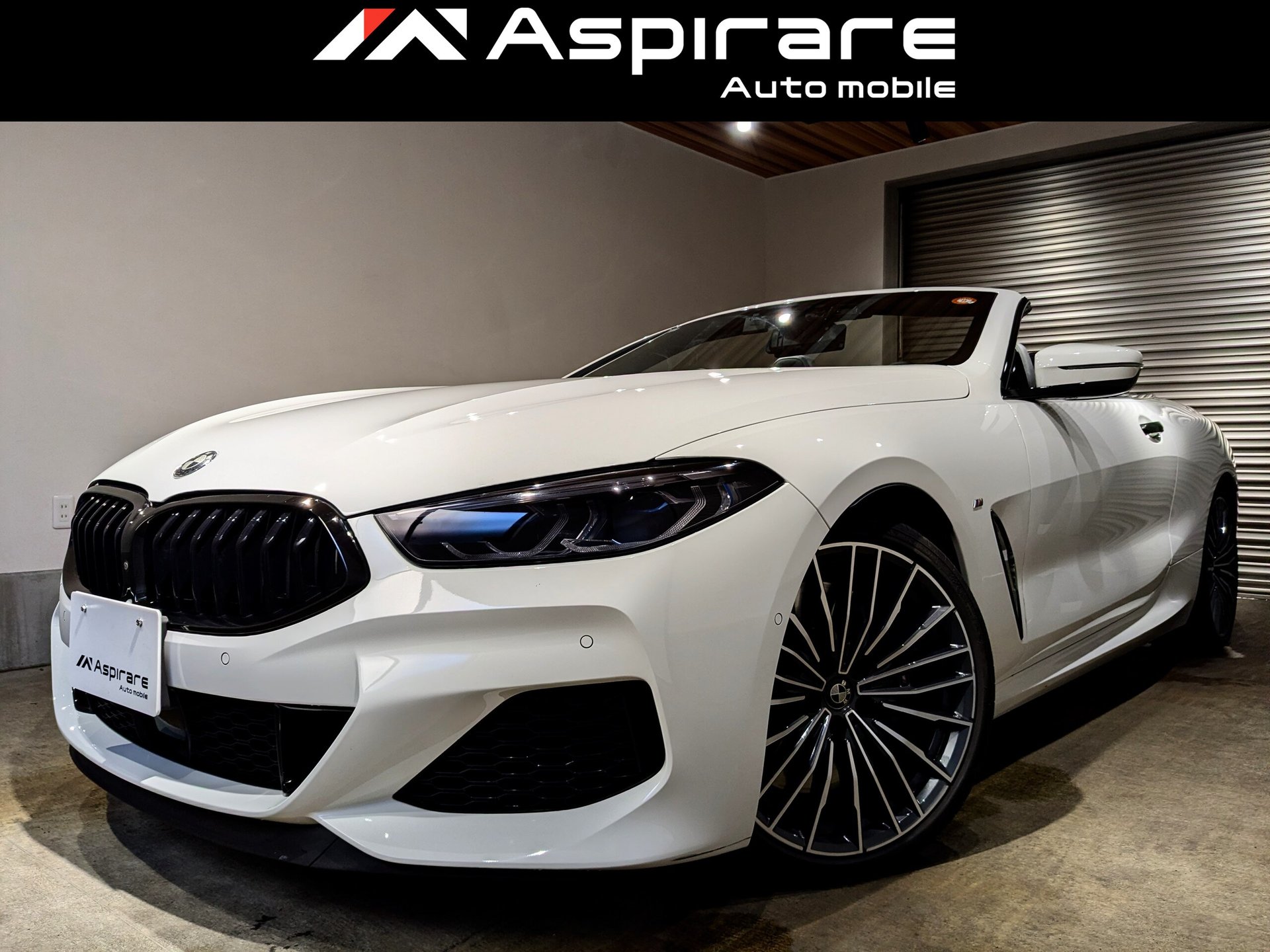 BMW 8 SERIES CABRIOLET - View 1