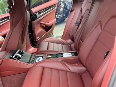 PORSCHE PANAMERA - 10