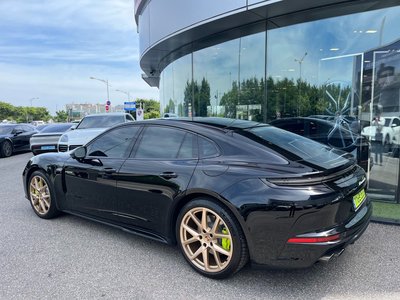 PORSCHE PANAMERA - 2