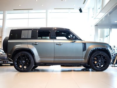 2025 LAND Rover DEFENDER — фото 9