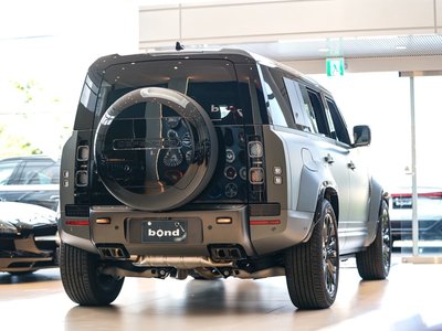 2025 LAND Rover DEFENDER — фото 2