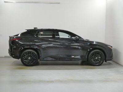 2023 Lexus RZ thumbnail 37