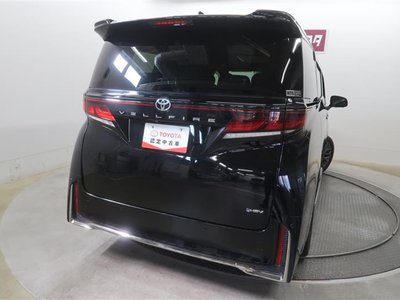 صورة 11 لـ 2023 Toyota VELLFIRE