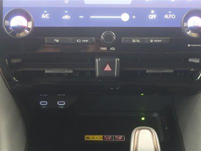 صورة 23 لـ 2023 Toyota VELLFIRE