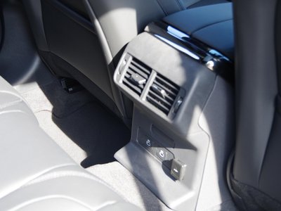 2025 LAND Rover RANGE ROVER VELAR 缩略图 23