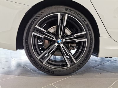 2025 BMW 3 SERIES — миниатюра 17