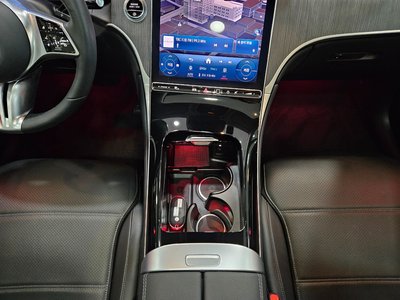 MERCEDES-BENZ GLC - 9