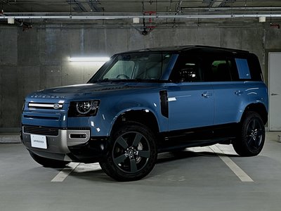 LAND ROVER DEFENDER - 7