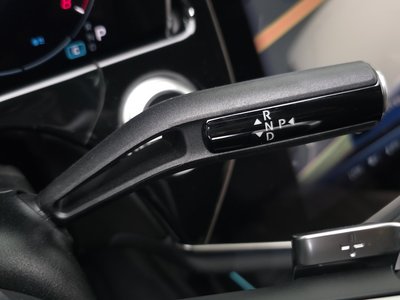 2025 Mercedes-BENZ E-CLASS photo 9