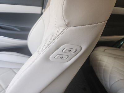 2024 Genesis GV80 — миниатюра 19
