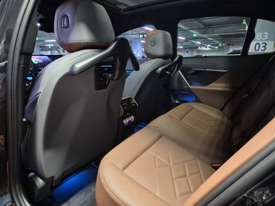 صورة 4 لـ 2024 BMW 5 SERIES