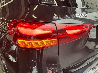 MERCEDES-BENZ GLA - 9