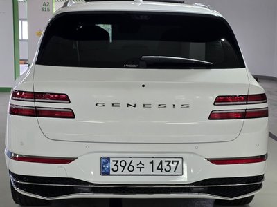 GENESIS GV80 - 3