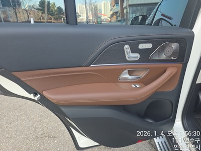 MERCEDES-BENZ GLE - 10