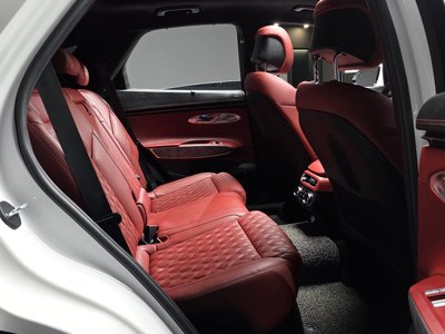صورة مصغرة 11 لـ 2021 Genesis GV70