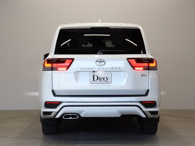 TOYOTA LAND CRUISER 300 - 4