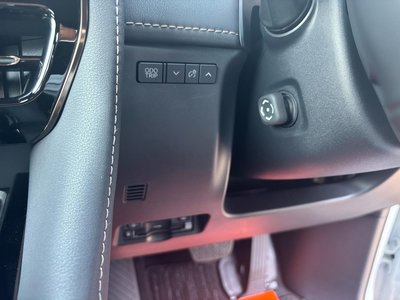 2025 Toyota ALPHARD 缩略图 36