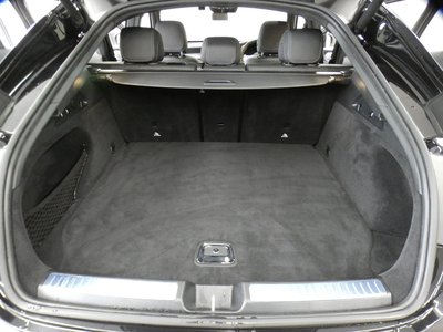 MERCEDES-BENZ GLC AMG - 10