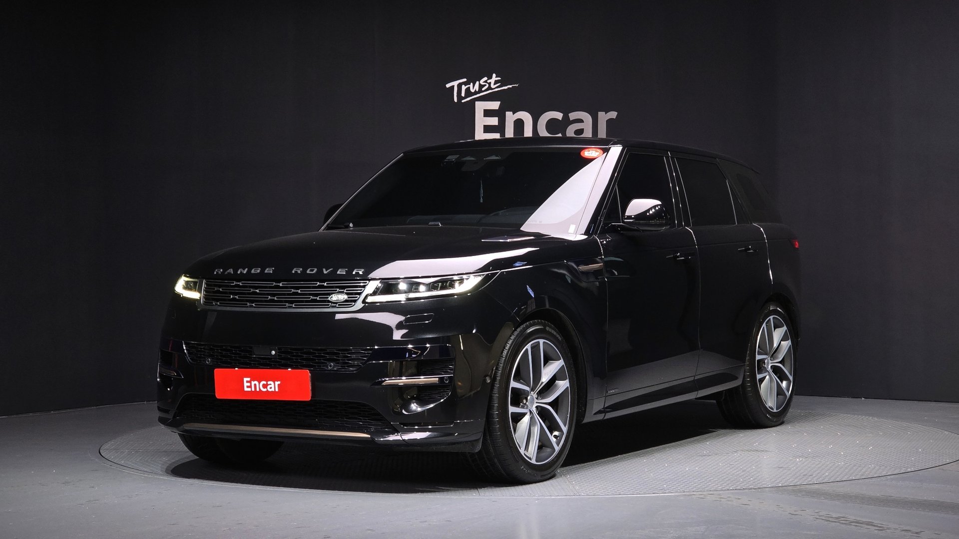 LAND ROVER RANGE ROVER SPORT - View 1