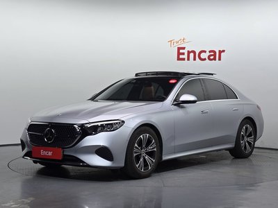 MERCEDES-BENZ E-CLASS - 1