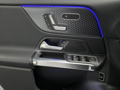 2025 Mercedes-BENZ EQB 缩略图 12