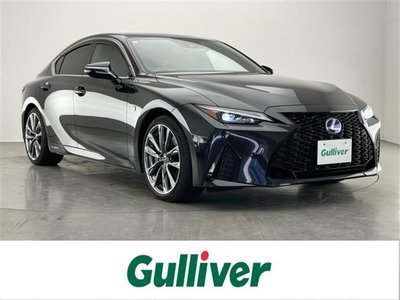 LEXUS IS - 1