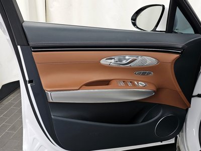 2022 Genesis GV70 thumbnail 14