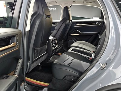 PORSCHE CAYENNE - 10