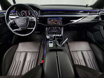 AUDI A8 - 5
